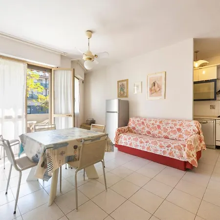 Apartment Mare 7 By Mmega Massa (Tuscany)
